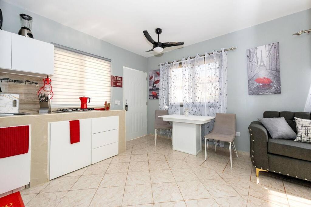 Hermosa Suites #1 In The Heart Of Punta Cana Zewnętrze zdjęcie